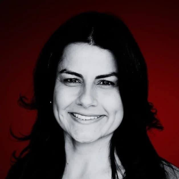 Nanette Barragan