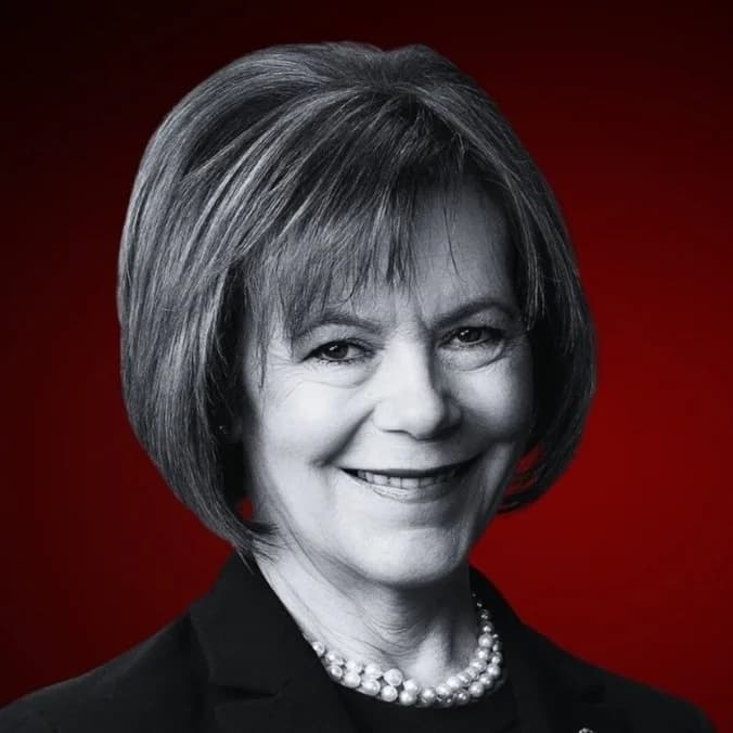 Tina Smith