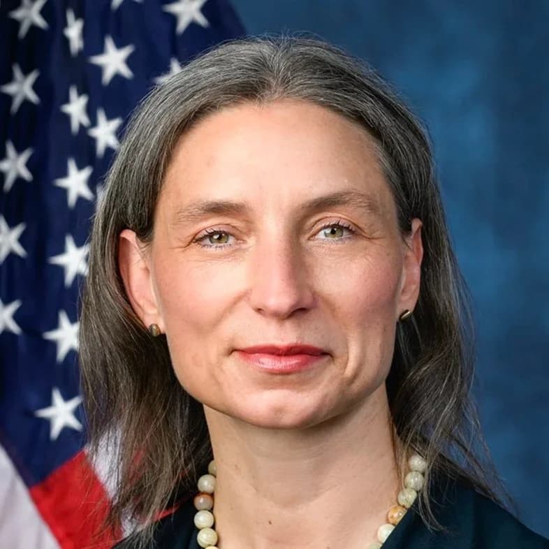 Maxine Dexter