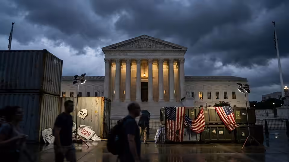 Trump Bypasses Supreme Court with New 15% Global Tax After Tariff Defeat